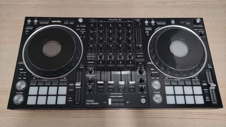 PIoneer DJ DDJ-1000 SRT - Imagen por defecto