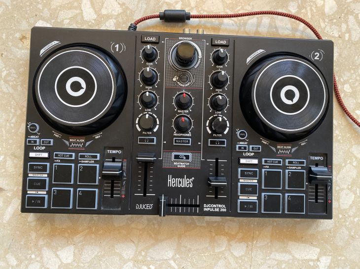 Tabla DJ Hercules Impulse 200 - Bild3