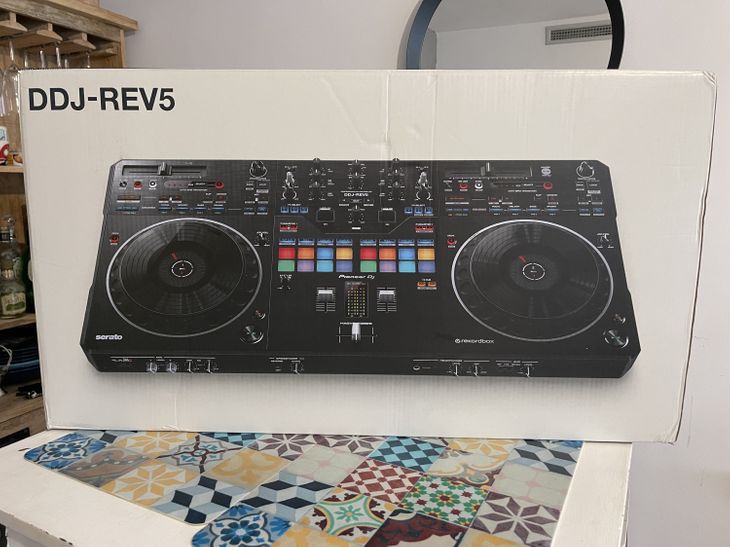 Controladora Pioneer DDJ REV5 - Imagen por defecto