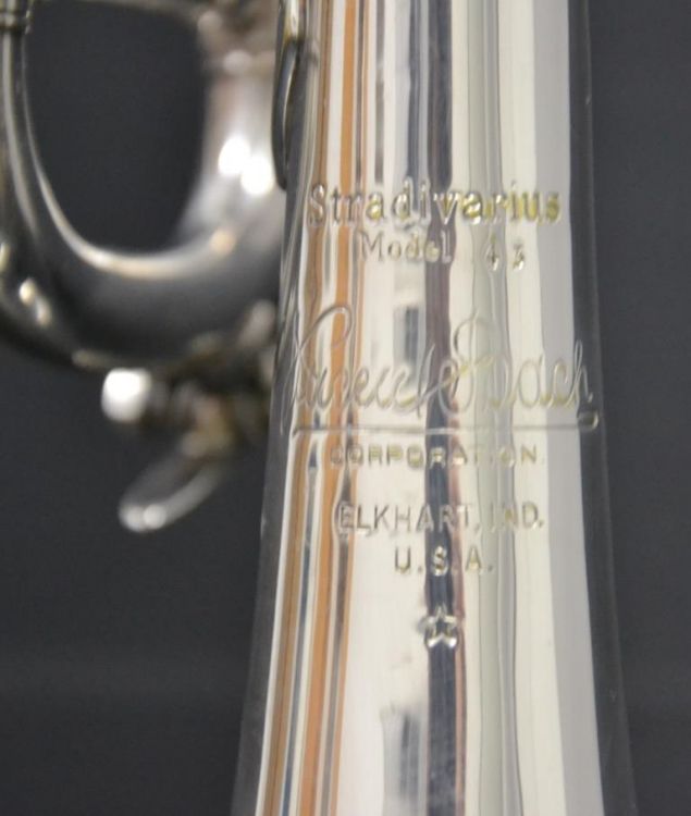 Trompeta Bach Stradivarius pabellón 43* Corp - Imagen3