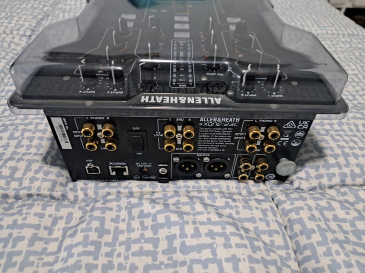 Xone 23C & DeckSaver - Image3