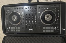 Numark NS7II
 - Bild
