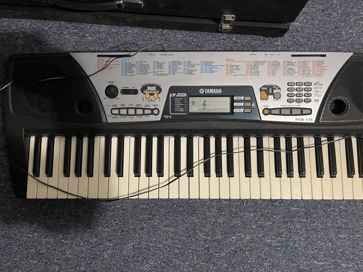 Yamaha PSR 175  Keyboard 61 Tasten Synthesizer Wor - Imagen por defecto