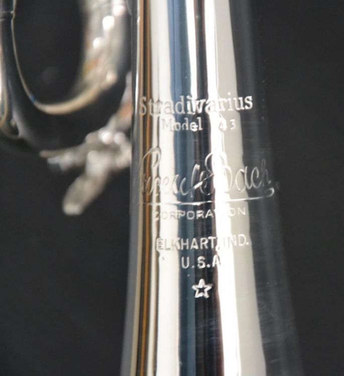 Trompeta Bach Stradivarius pabellón 43* Corp - Imagen5