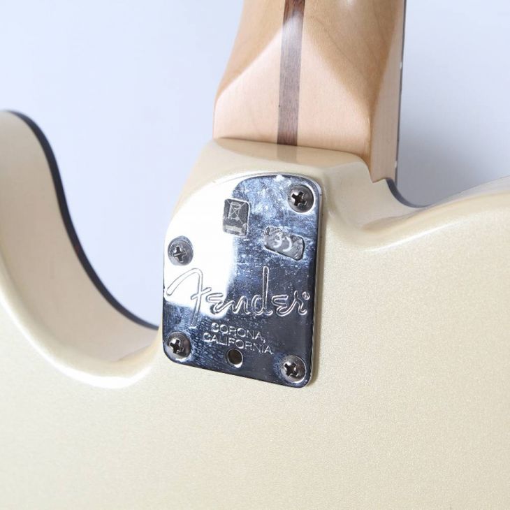 Fender American Deluxe Telecaster Olympic Pearl - Immagine5
