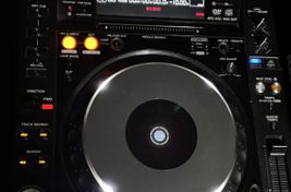 CDJ-2000 Nx Pioneer
 - Bild