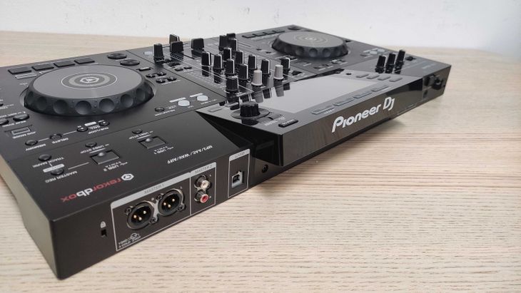 Pioneer DJ XDJ-RR con decksaver - Bild5