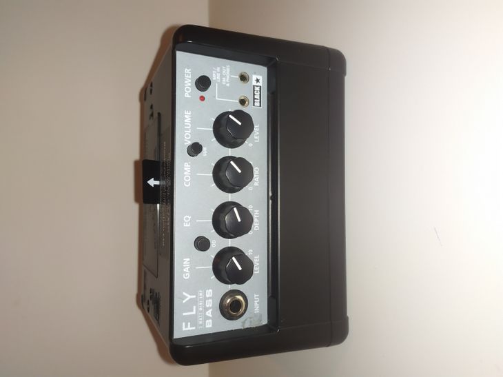 Amplificador bajo BLACKSTAR FLY 3 BASS - Imagen3