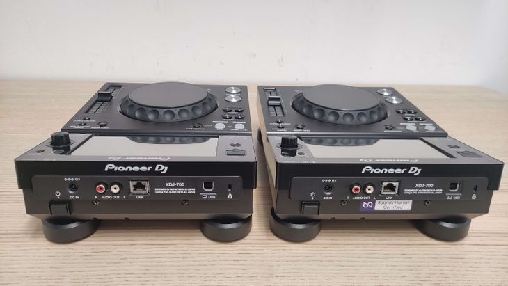 2x Pioneer DJ XDJ-700 - Image5