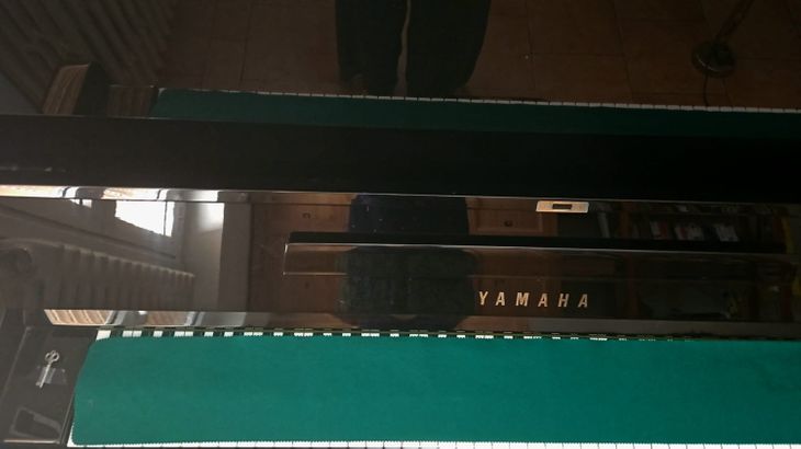 Yamaha U3 mai usato comprensivo di sgabello - Bild6