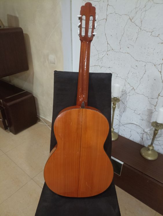 Guitarra Manuel reyes de rondalla - Imagen por defecto