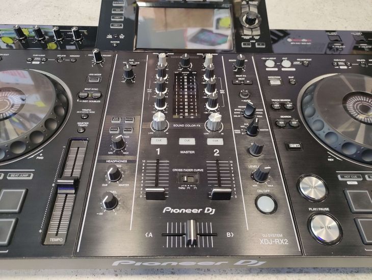 Pioneer DJ XDJ-RX2 + Flightcase - Immagine3