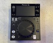 Pioneer DJ XDJ-700
 - Image