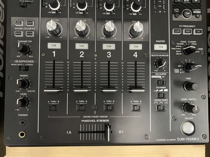 Pioneer DJ DJM-750MK2 - Immagine5
