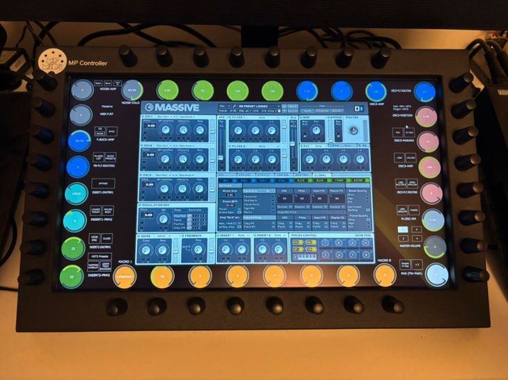MP MIDI Controller - Imagen por defecto