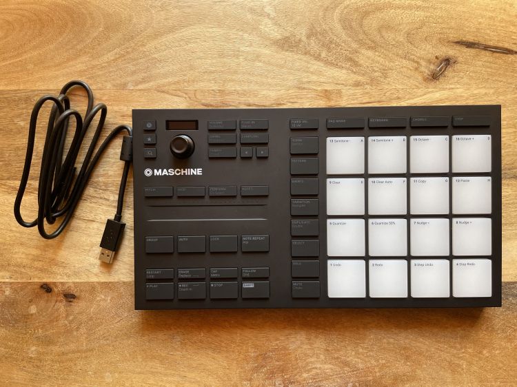 Maschine Mikro MK3 + bag - Sounds Market