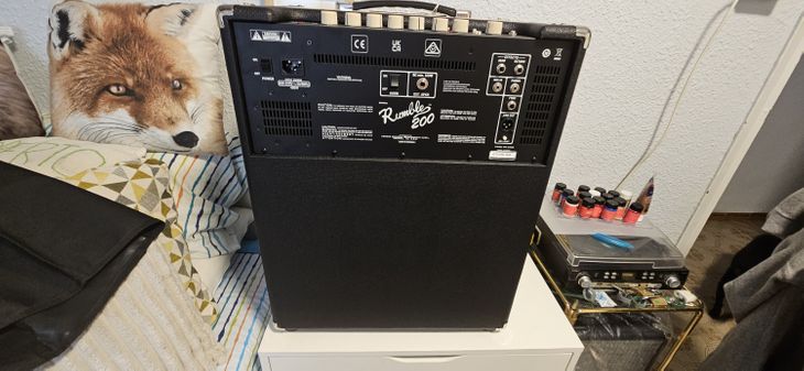 Fender RUMBLE 200 Combo and head (v3) - Imagen3