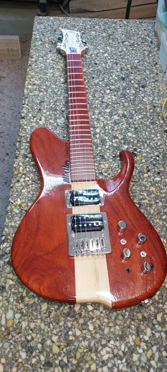 Master Guitars - Serie 22 - Nº 001 - Imagen3