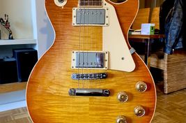 Gibson Les Paul Traditionnel Plus 2011
 - Image