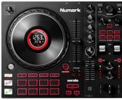 Numark Mixtrack Platinum FX
 - Bild