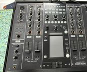 Zu verkaufen: Pioneer DJ DJM-2000
 - Bild