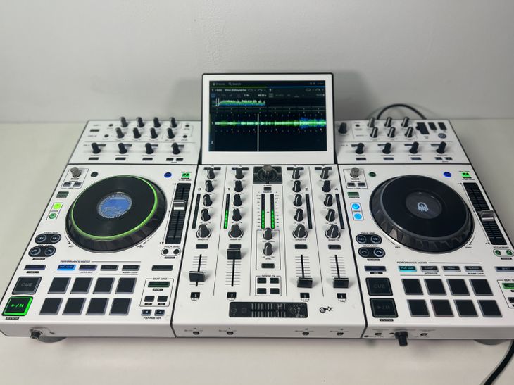 DENON PRIME 4 WHITE - Imagen6