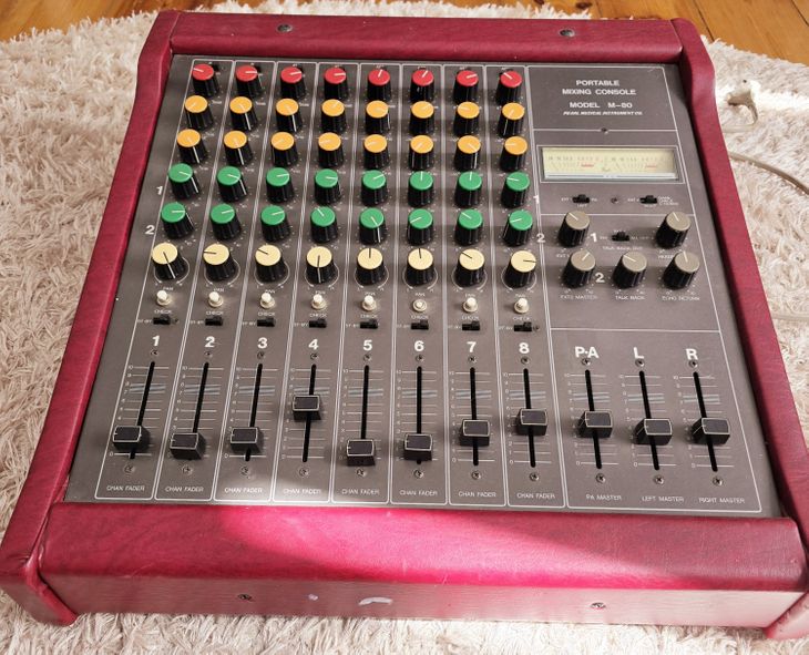 PEARL Portable Mixing Console Model M-80 Vintage - Imagen2