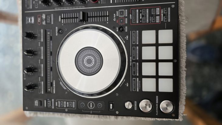 PIONEER DDJ SX2 + MALETA PIONEER + PACK SERATO DJ - Immagine2