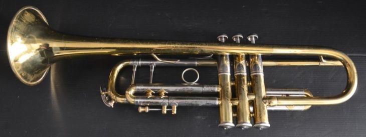 Trompeta Sib Bach Stradivarius 37 Corporation - Imagen2