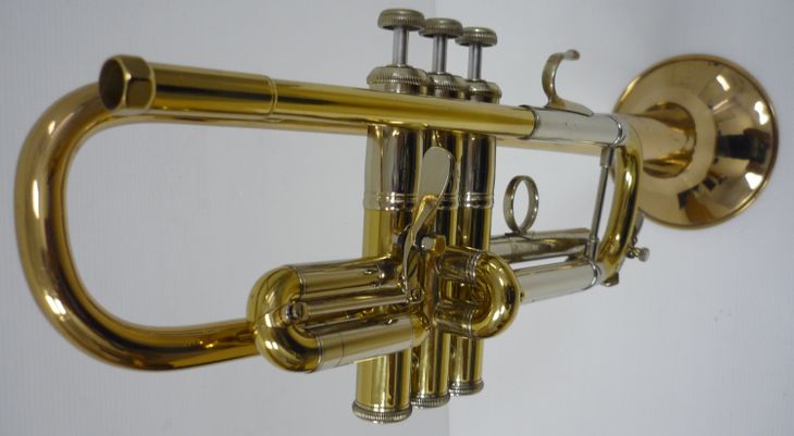 Trompeta Bach Stradivairus en Do 229 CL Corp - Imagen5