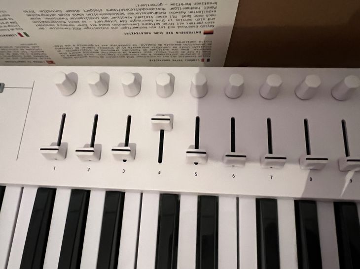 Arturia keylab essential mk3 61 - Immagine3