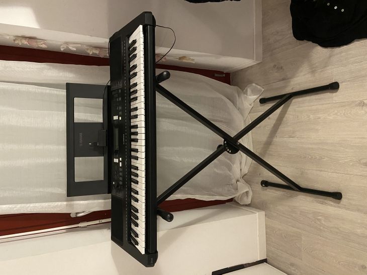 Synthétiseur Yamaha YPT-360 - Imagen por defecto