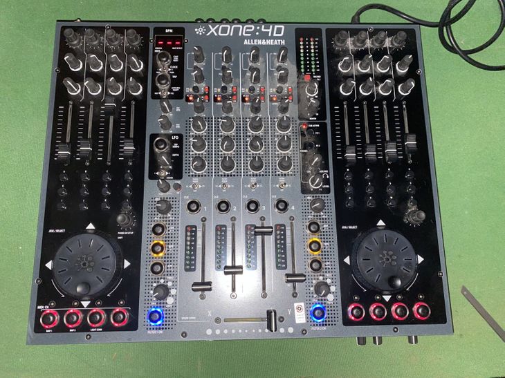 X-ONE:4D Professional DJ Mixer - Bild3