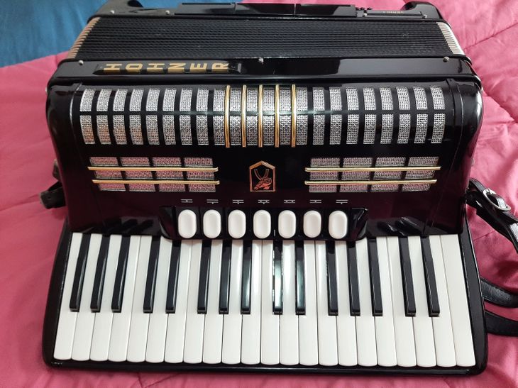 Acordeon alemana Hohneŕ modelo Verdi - Bild2