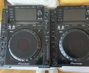 un paio di cdj 2000
 - Immagine