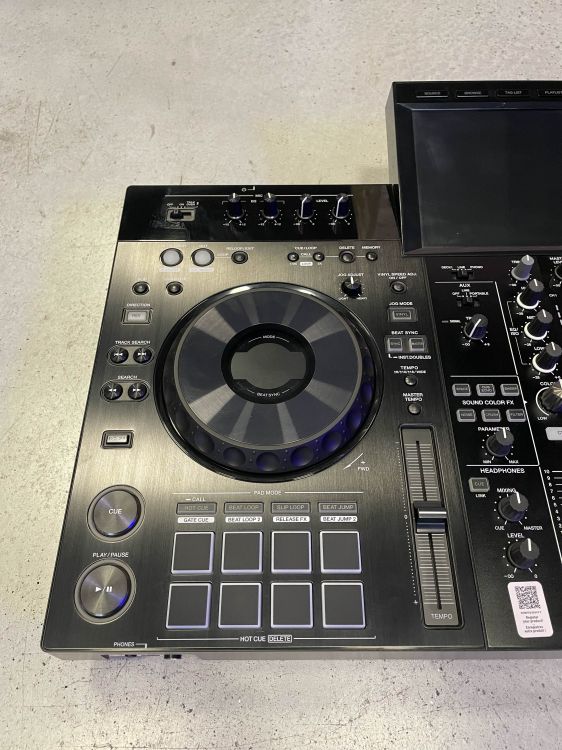 RESERVADA - Pioneer DJ XDJ-RX3 con flightcase - Imagen2