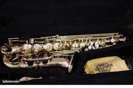 Saxófono
 - Imagen