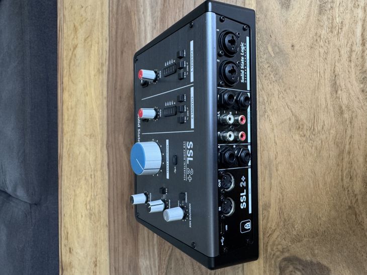 Solid State Logic SSL 2+ - USBC Interface - Imagen3