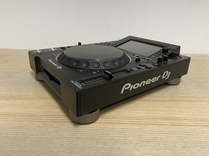 Pioneer DJ CDJ-2000 Nexus 2 + Extras - Image2