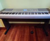 Piano digital YAMAHA DGX-640 - Imagen