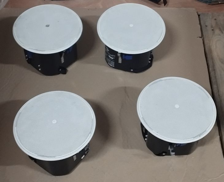 4 altavoces YAMAHA VXC6 - Image2