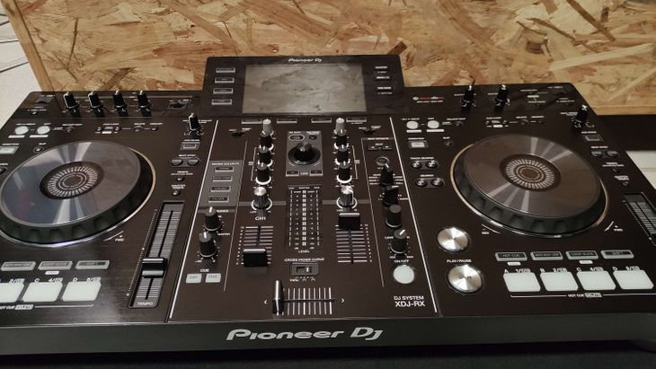 Pioneer DJ XDJ-RX con decksaver y maleta - Immagine3