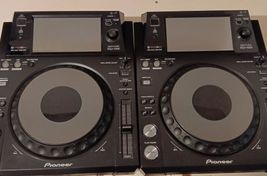 Set x2 Pioneer XDJ 1000 + Lautsprecher
 - Bild