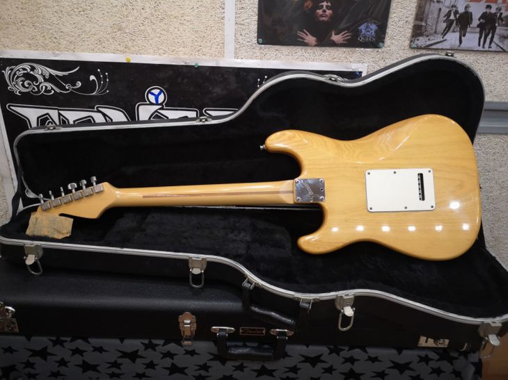 Fender Stratocaster Am Standard - Bild2