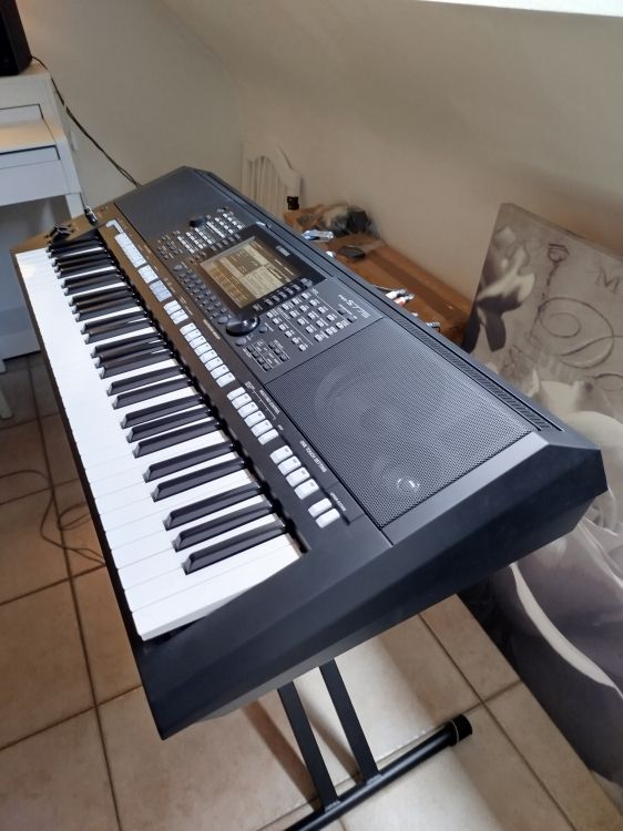 Yamaha psr -S775 - Imagen5