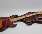 Compro Fender Precision Bass - Imagen