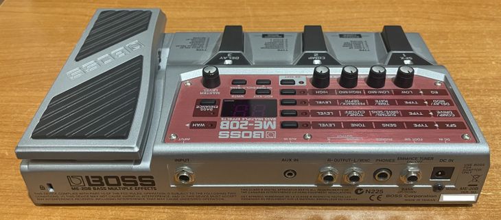 Boss Me-20B - Imagen5