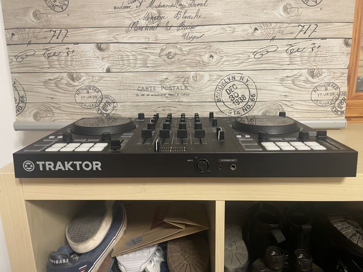 TRAKTOR KONTROL S3 - Immagine3