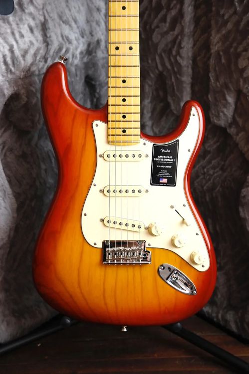 Fender Stratocaster Sienna Sunburst - Imagen por defecto