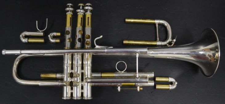Trompeta Bach Stradivarius pabellón 43* Corp - Bild3